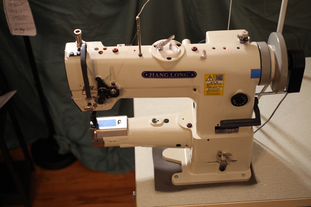 Juki 341 clone, cylinder bed
